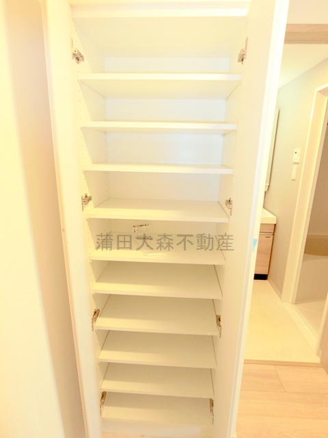 LUXENAラグゼナ平和島の設備|玄関収納