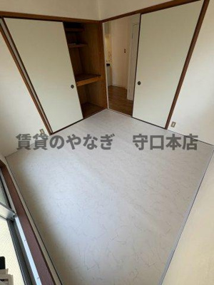 【洋室】 | 幸福町マンション