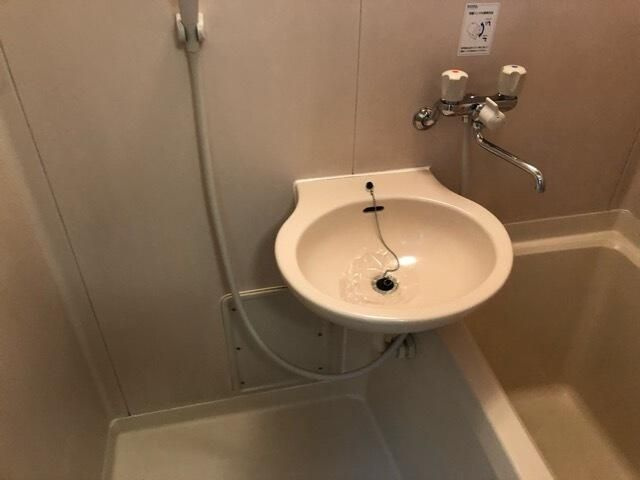 【洗面所】