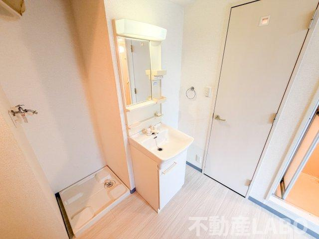 KANAI DENTAL BLD.の洗面所