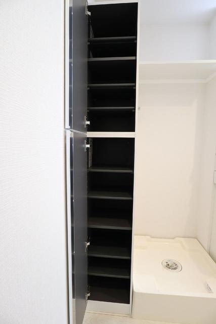 収納シューズボックス