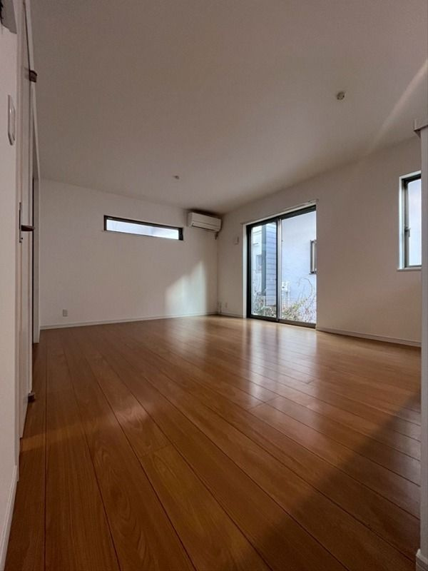 藤沢戸建ての居間・リビング