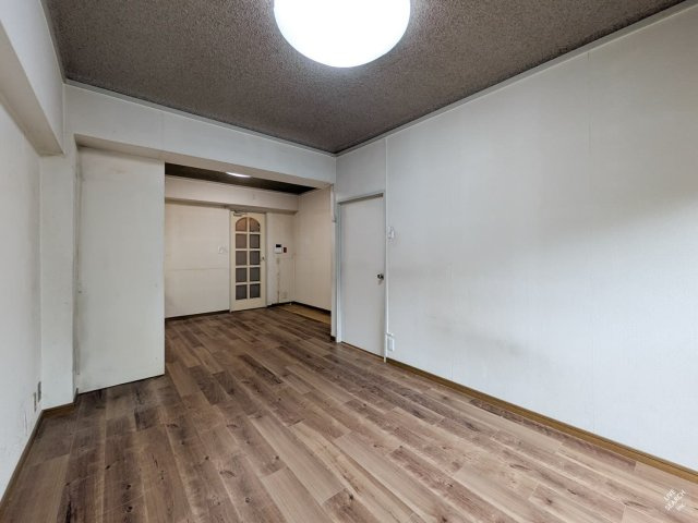 岡本パークマンションの洋室