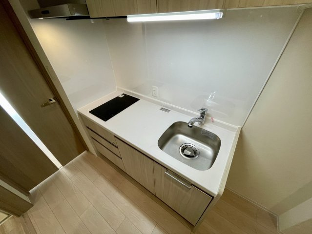 アルファレガロ神戸元町のキッチン|同物件別部屋写真