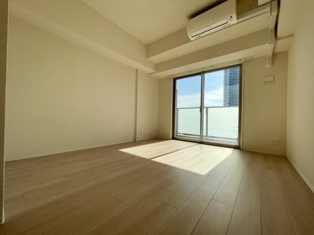 アルファレガロ神戸元町の居間・リビング|同物件別部屋写真