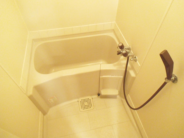 ウエルストンハイツの浴室|バス・トイレ別です☆