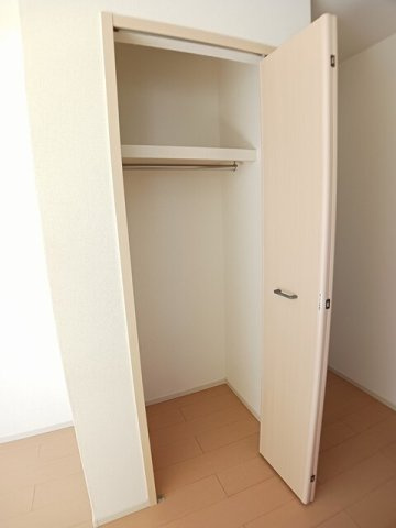 サニー　ブライト　Ⅱの収納