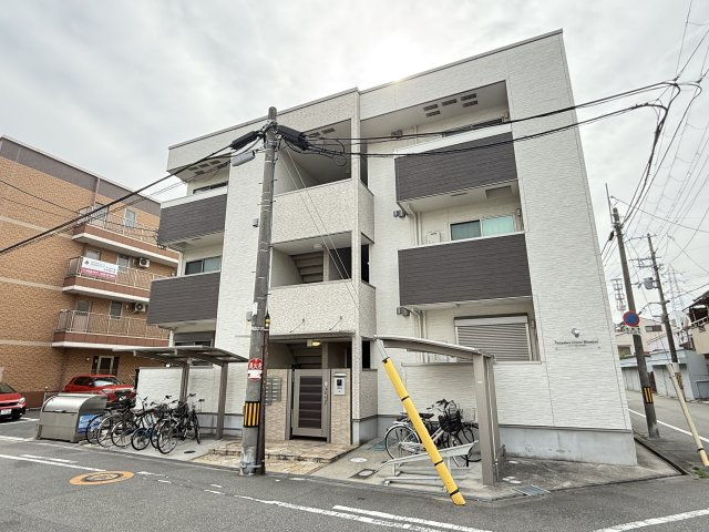 フジパレス遠里小野Ⅲ番館のエントランス