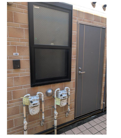 レジデンス高田馬場の玄関