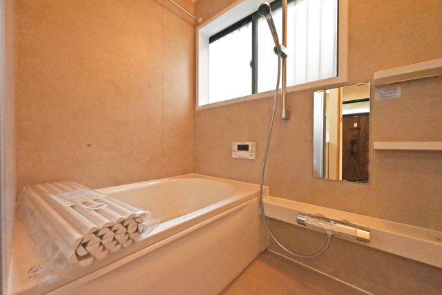 宝塚市安倉中6丁目中古戸建│3LDK+駐車1台可の浴室|浴室リフォーム済みです◎ 一日の疲れを癒す心地よいバスタイムを実現します！