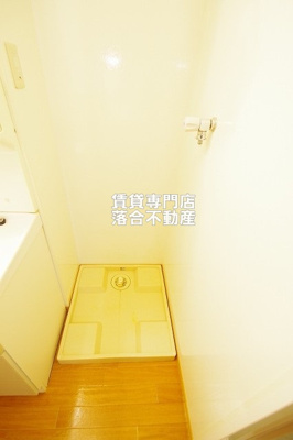 【設備】 | EtoileB（エトワールB） | 洗濯機置き場