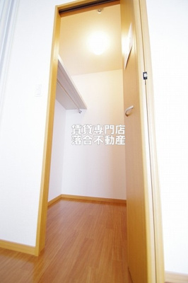 【収納】 | EtoileB（エトワールB） | 便利なウォークインクローゼット♪