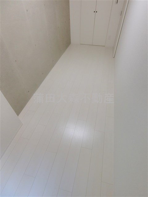COCOCUBE鵜の木の内装|洋室5帖①