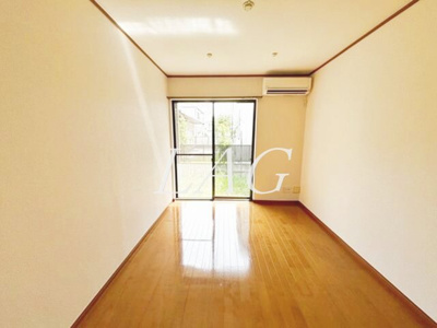 【寝室】 | ＳＴＡＮＺＡ　ＥＭＯＺＩＯＮＥ | 寝室です。