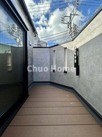 荒川区西尾久2丁目新築分譲住宅のバルコニー|バルコニー
