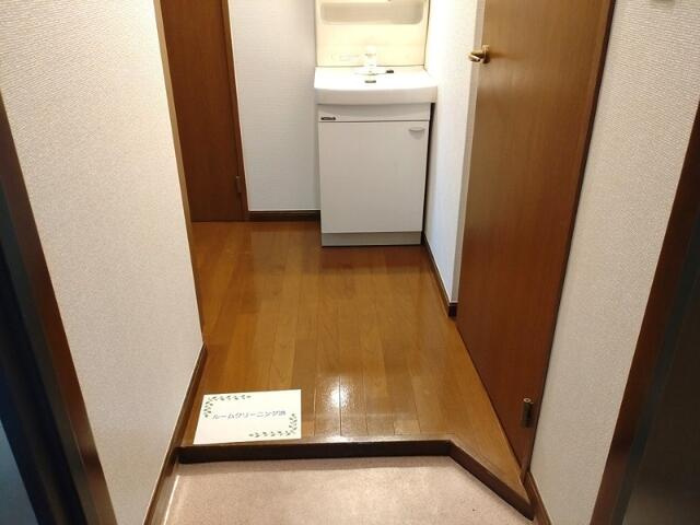 シャトレ戸邊の玄関