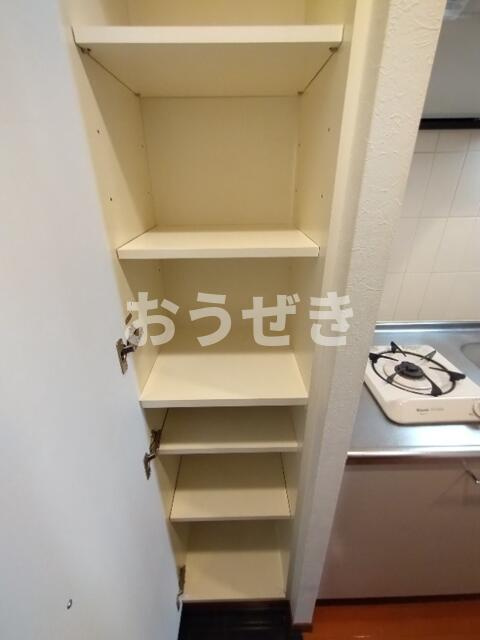 グリフィン横浜・桜木町駅前の内装