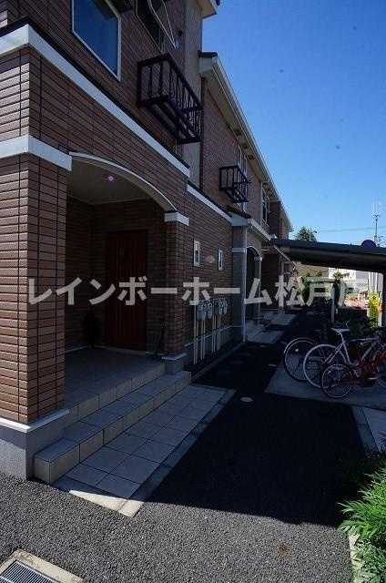 【非対面対応】接客・申込・契約オンライン！LINE×相談可！のエントランス