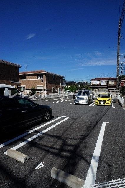 【非対面対応】接客・申込・契約オンライン！LINE×相談可！の駐車場