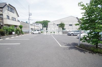 【駐車場】 | バリエンテ | 敷地内駐車場完備