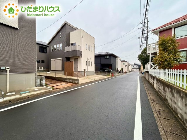 北本市緑1丁目　新築戸建　04の前面道路含む現地写真|9/11撮影