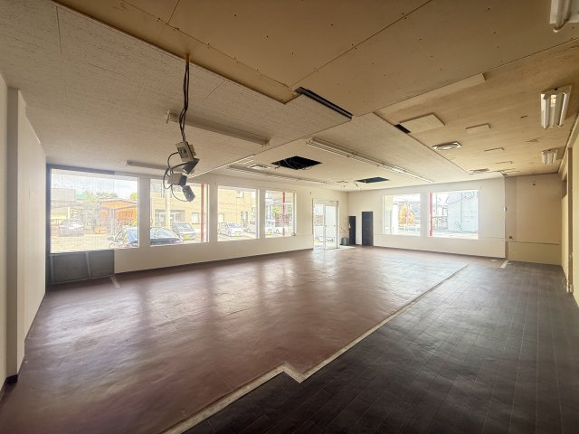 戸田３-１８０４店舗のロビー