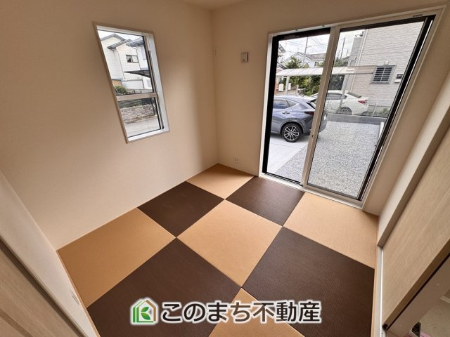 ブルーミングガーデン宇都宮市雀の宮7丁目2期の和室|洋室仕様の縁なしタタミのおしゃれな和室です♪