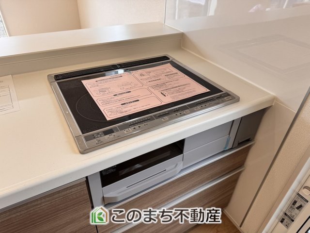 ブルーミングガーデン宇都宮市雀の宮7丁目2期のキッチン|IHクッキングヒーターで調理もお掃除も楽々です♪