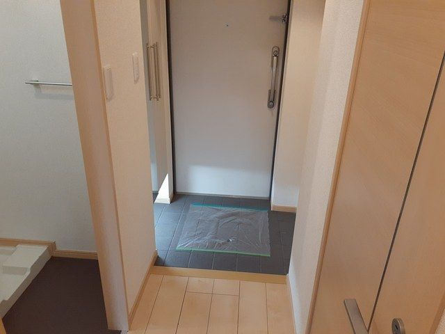 アウル三鷹の玄関