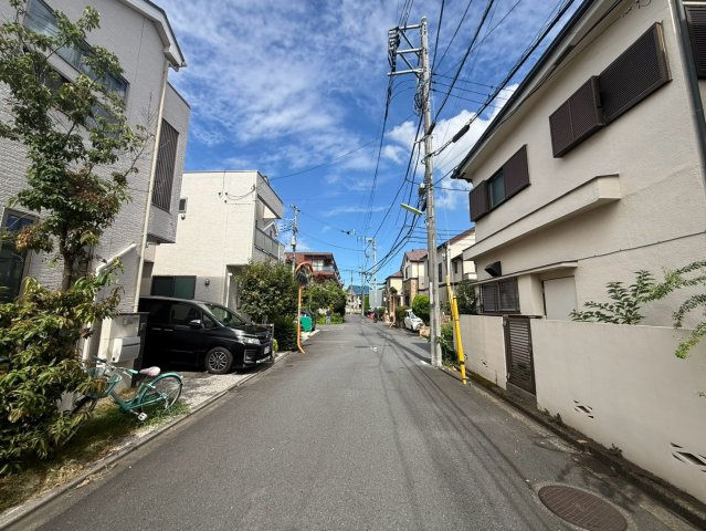 世田谷区給田4丁目　中古戸建のその他|現地ご見学希望・資料請求などお気軽にお問い合わせ下さい！
03-5990-5201