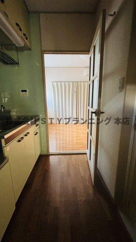 仲介手数料0円！エンプレスメイトウの内装
