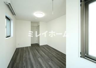 INUNEKO HILLS 六郷土手の居間・リビング|同建物内、別のお部屋の参考写真になります。