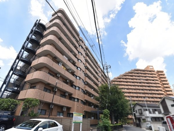 ライオンズプラザ大宮の外観|外観もきれいです