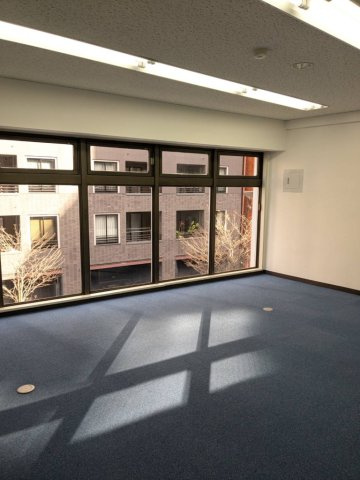 パールビル（神田）の内装