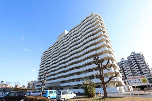 ビレッジハウス香椎浜タワー1号棟の外観|外観もきれいです