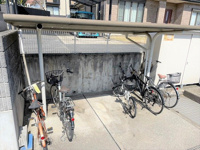 屋根付き駐輪場