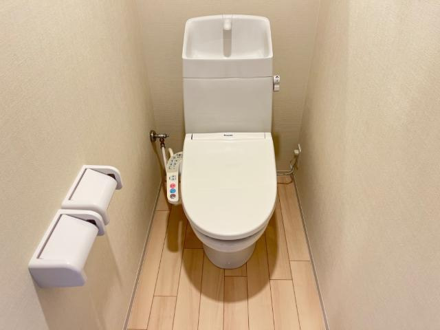 シャワー付トイレ
