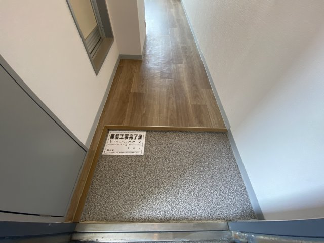 【玄関】 | フルグランデ日向町 | 落ち着いた玄関です