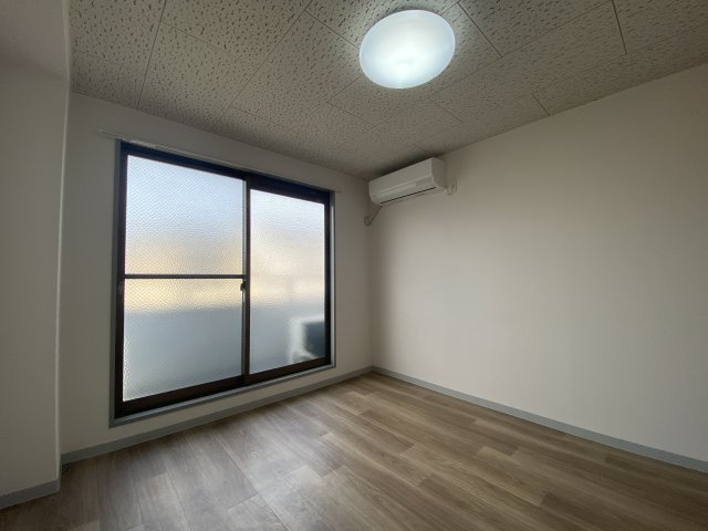 【洋室】 | フルグランデ日向町 | ゆったりした洋室です