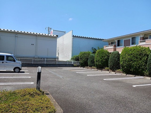 駐車場に車を止められます