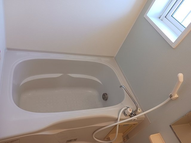 ゆったり過ごせるお風呂です