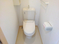 コンパクトで使いやすいトイレです