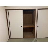 内装は落ち着いています