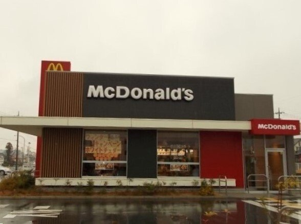 マクドナルド桶川下日出谷店まで340m