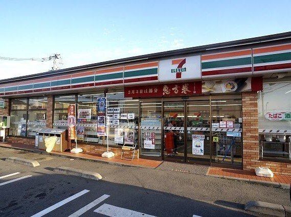 セブンイレブン桶川末広３丁目店まで510m