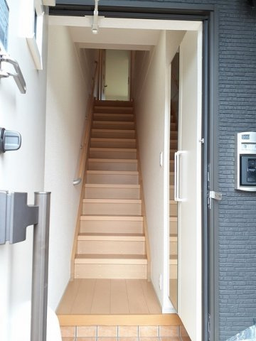 シンプルで使いやすい玄関です