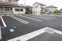 駐車場に車を止められます