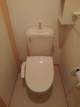 シンプルで使いやすいトイレです