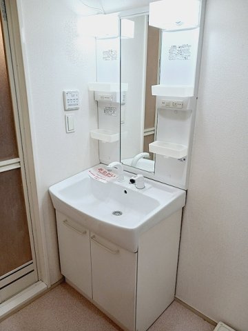 コンパクトで使いやすい洗面所