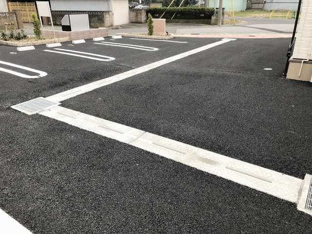 駐車場に車を止められます